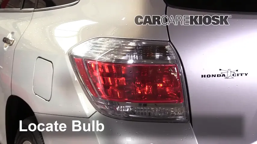 2013 Toyota Highlander Hybrid Limited 3.5L V6 Lights